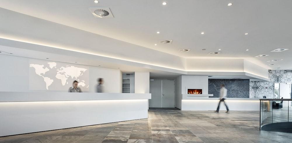Mainport Rotterdam, A Hilton Affiliate