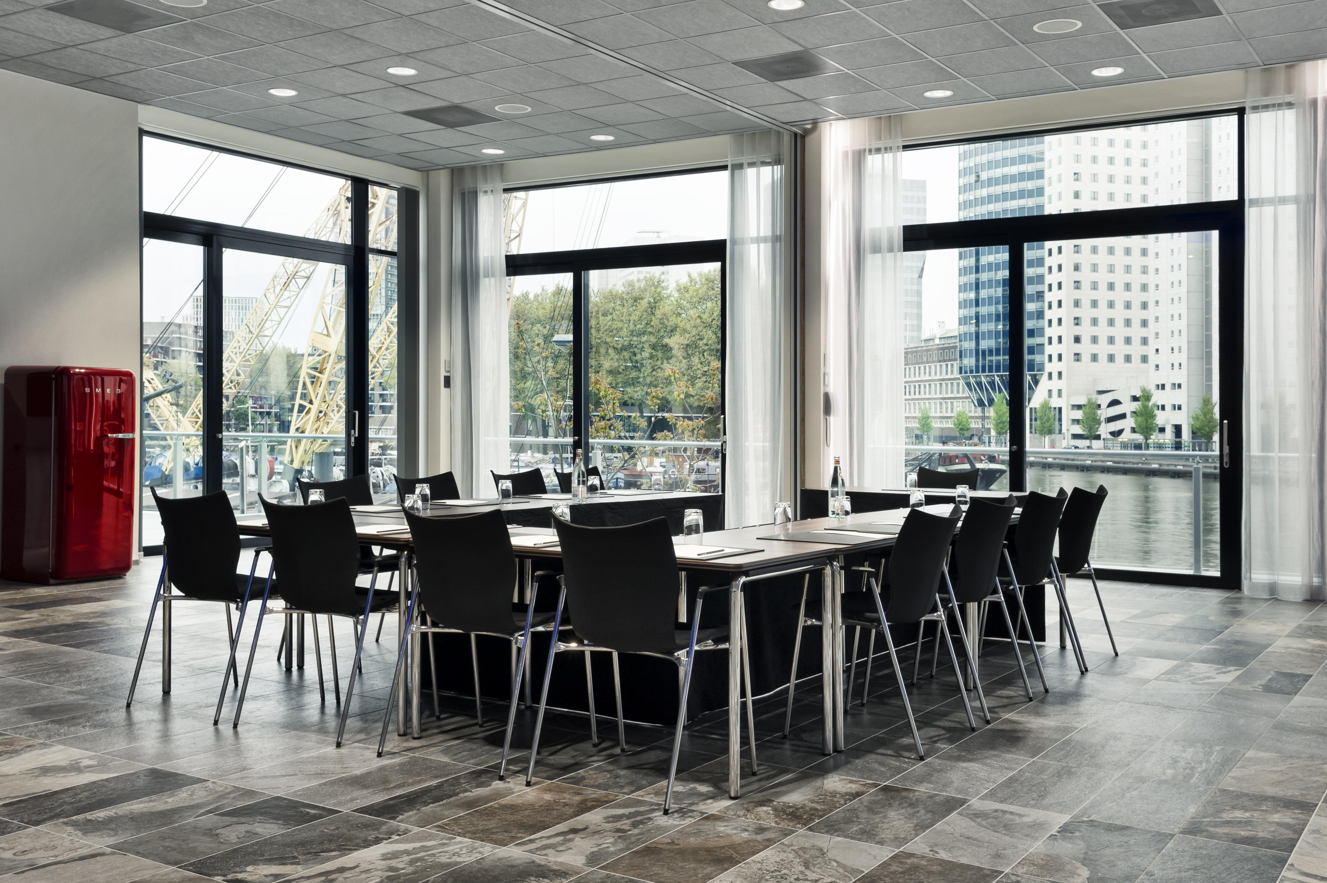 Mainport Rotterdam, A Hilton Affiliate