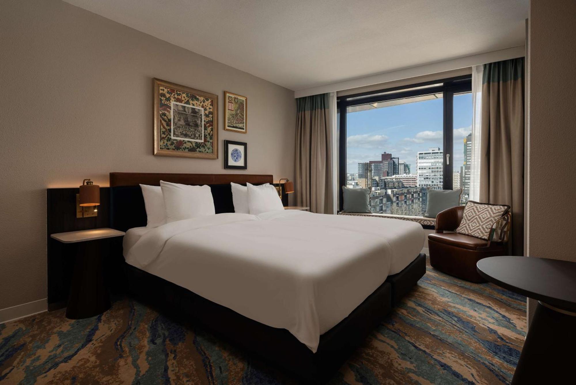 Hotel Mainport Rotterdam, A Hilton Affiliate 4*